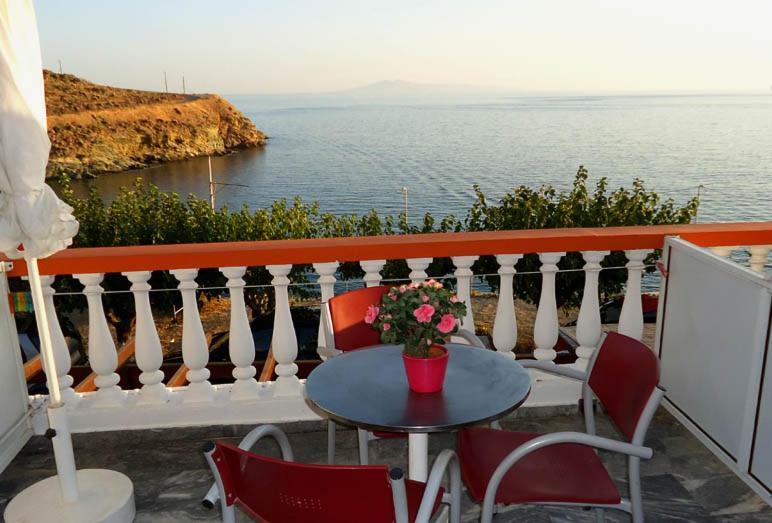 Villa Bonatsa Andros Home บาทซี ภายนอก รูปภาพ